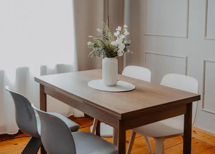 Zentrumsnah, Balkon, 2 Smart Tv, Schnelles Wifi شقة *