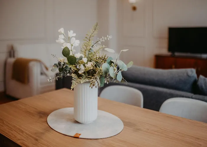 شقة Zentrumsnah, Balkon, 2 Smart Tv, Schnelles Wifi