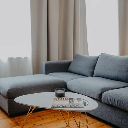 Apartment Zentrumsnah, Balkon, 2 Smart Tv, Schnelles Wifi