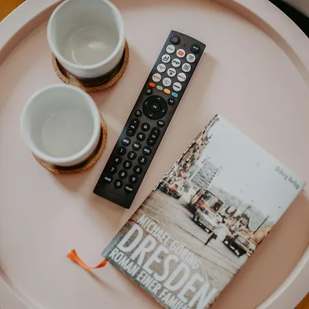 Zentrumsnah, Balkon, 2 Smart Tv, Schnelles Wifi Dresden